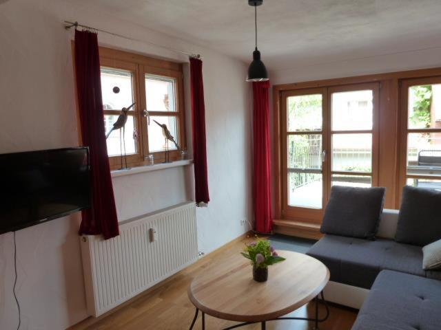 Apartment - Mittendrin -